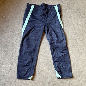 Gap fit work out pants size medium green blue